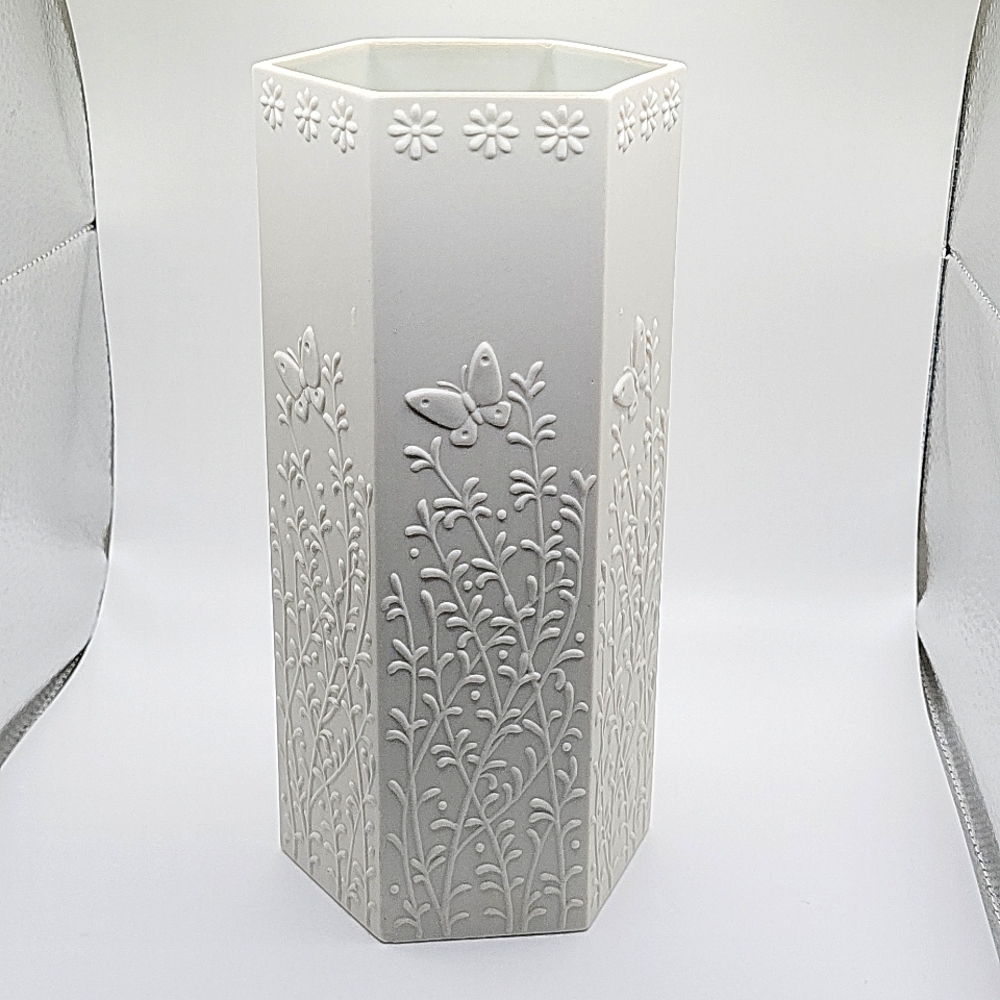 Japanese Octagon shaped Butterfly and Flower Vase